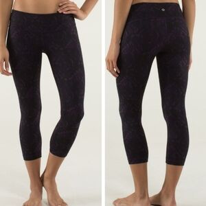 Lululemon Women's Wunder Under Crop ll Purple Iris Floral Print Leggings Size 6